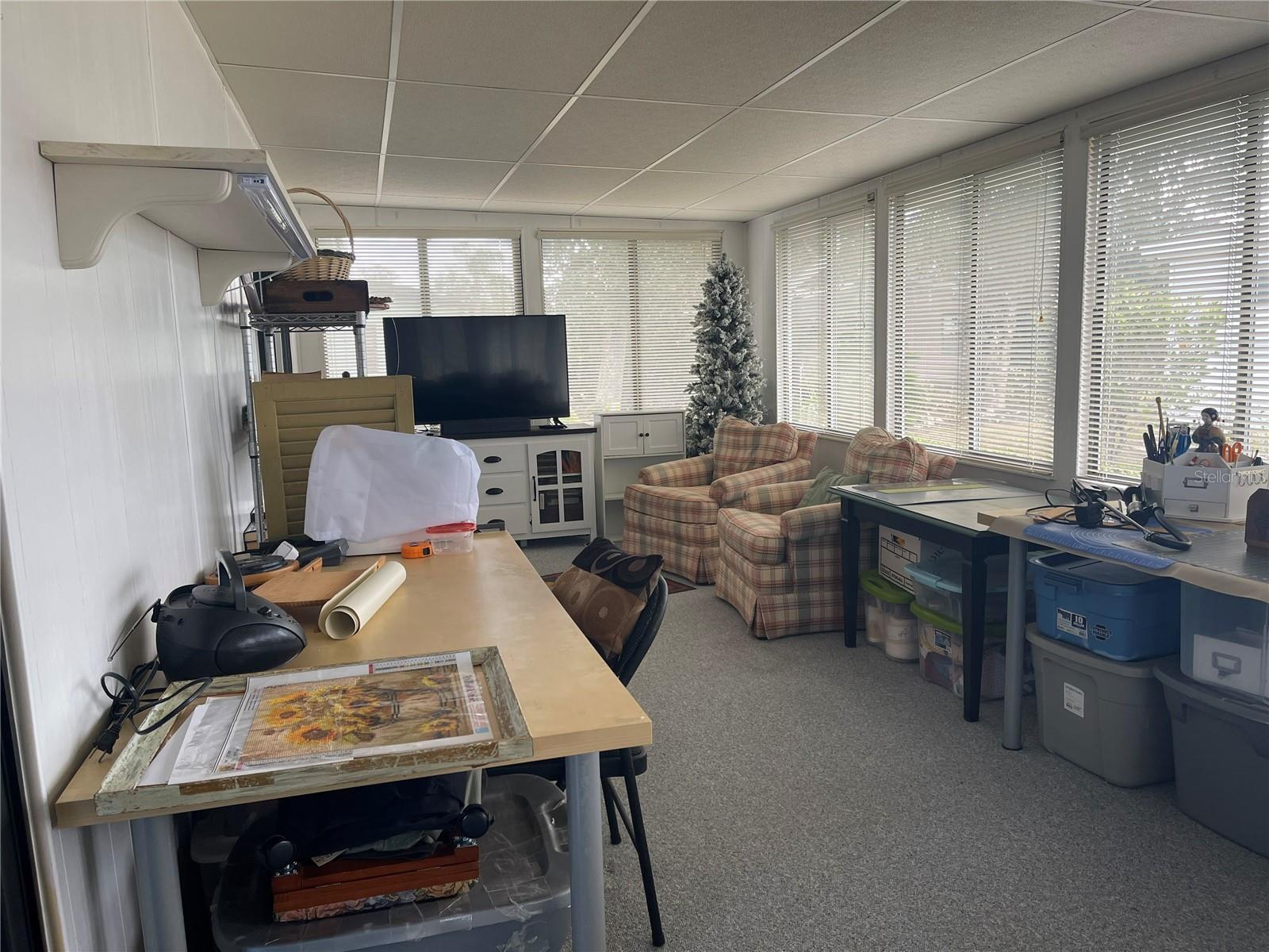 Image 8 of 32 For 116 Winterberry Ave.