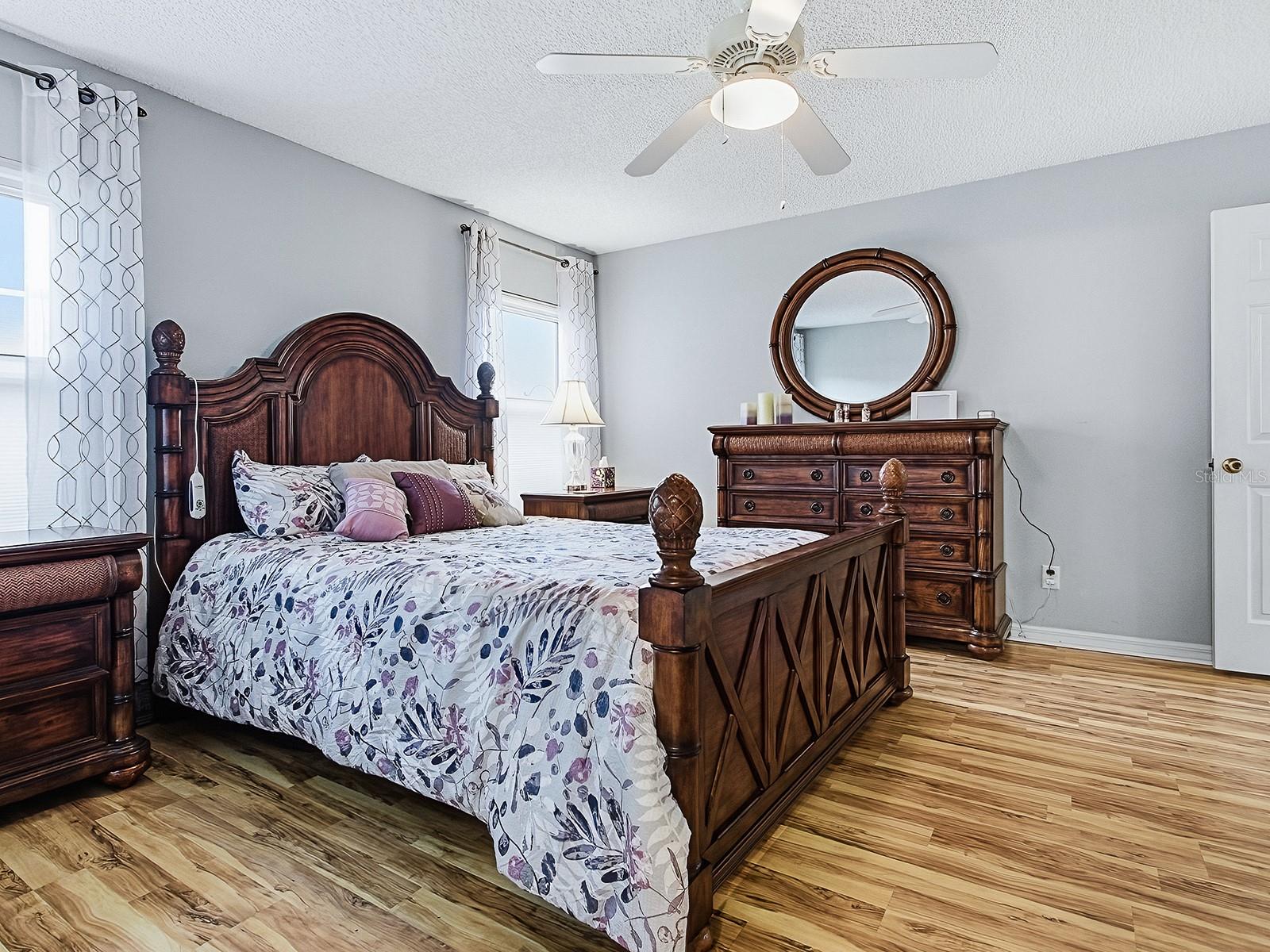 Image 18 of 44 For 5588 Gulf Stream Street