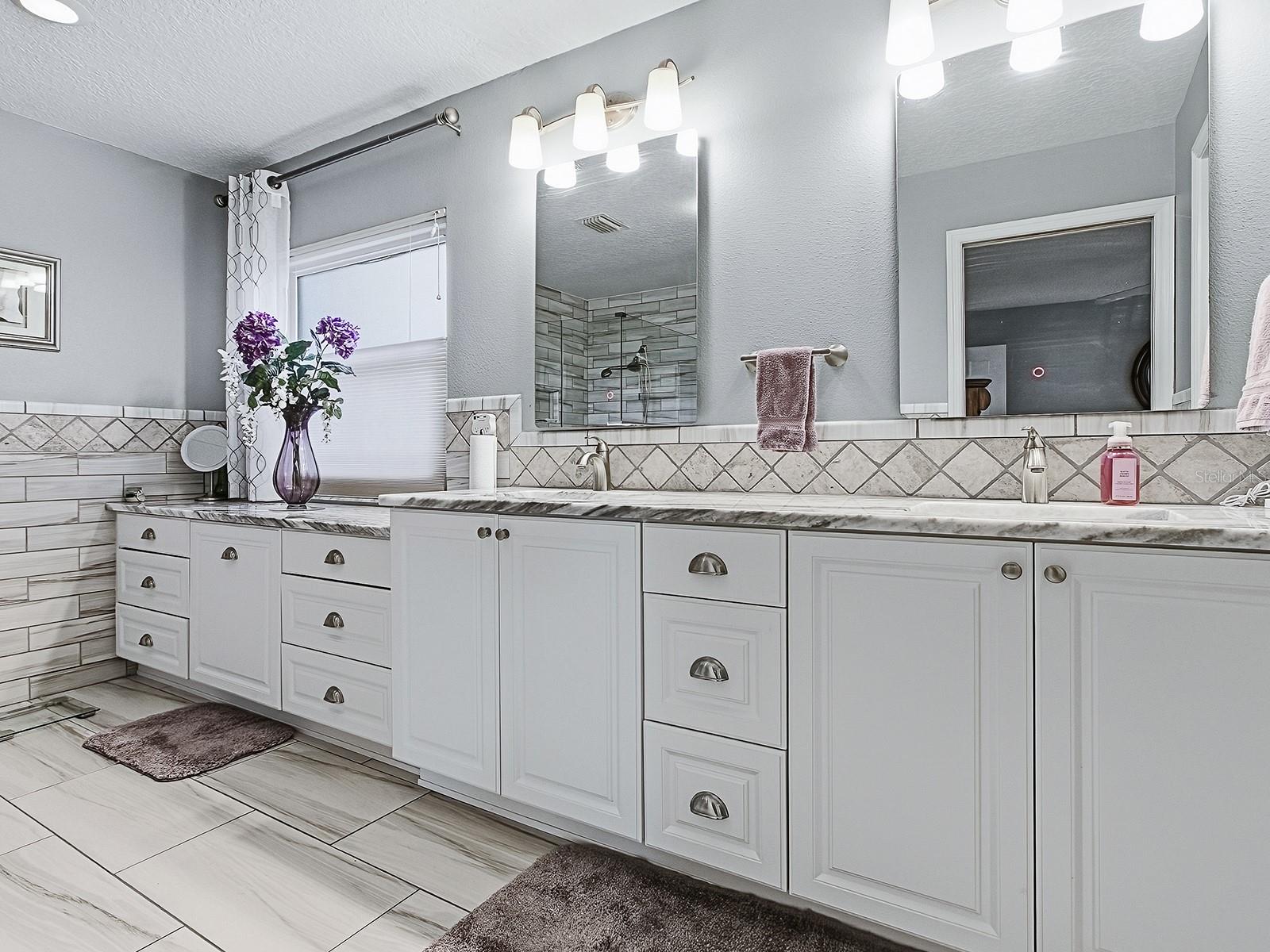 Image 20 of 44 For 5588 Gulf Stream Street