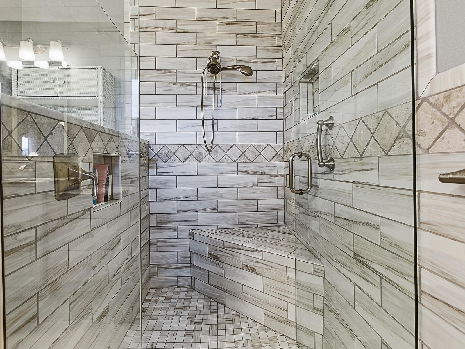 Image 22 of 44 For 5588 Gulf Stream Street