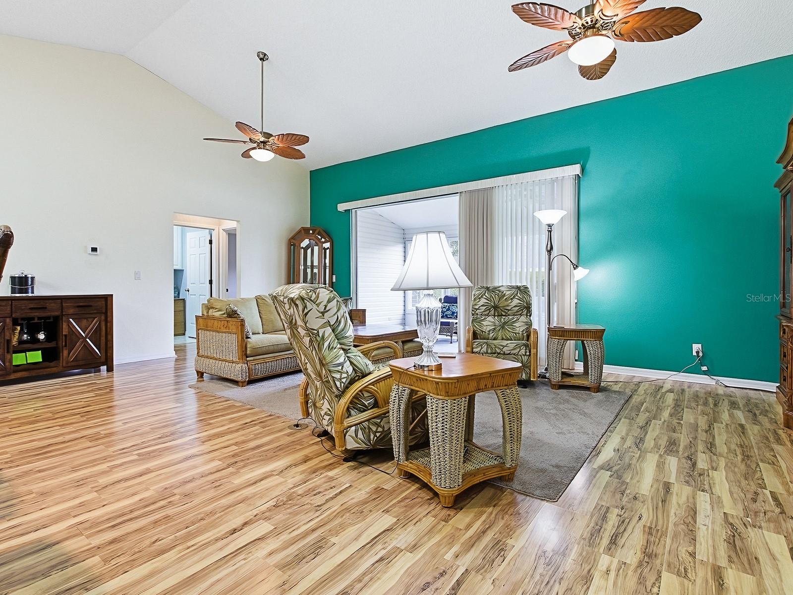 Image 8 of 44 For 5588 Gulf Stream Street