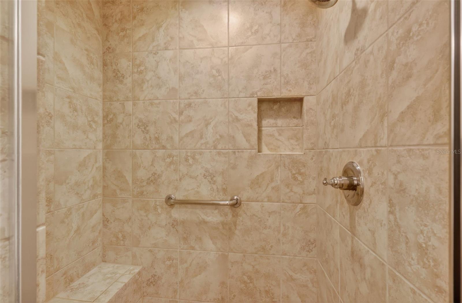 Image 18 of 32 For 858 Wiechens Way