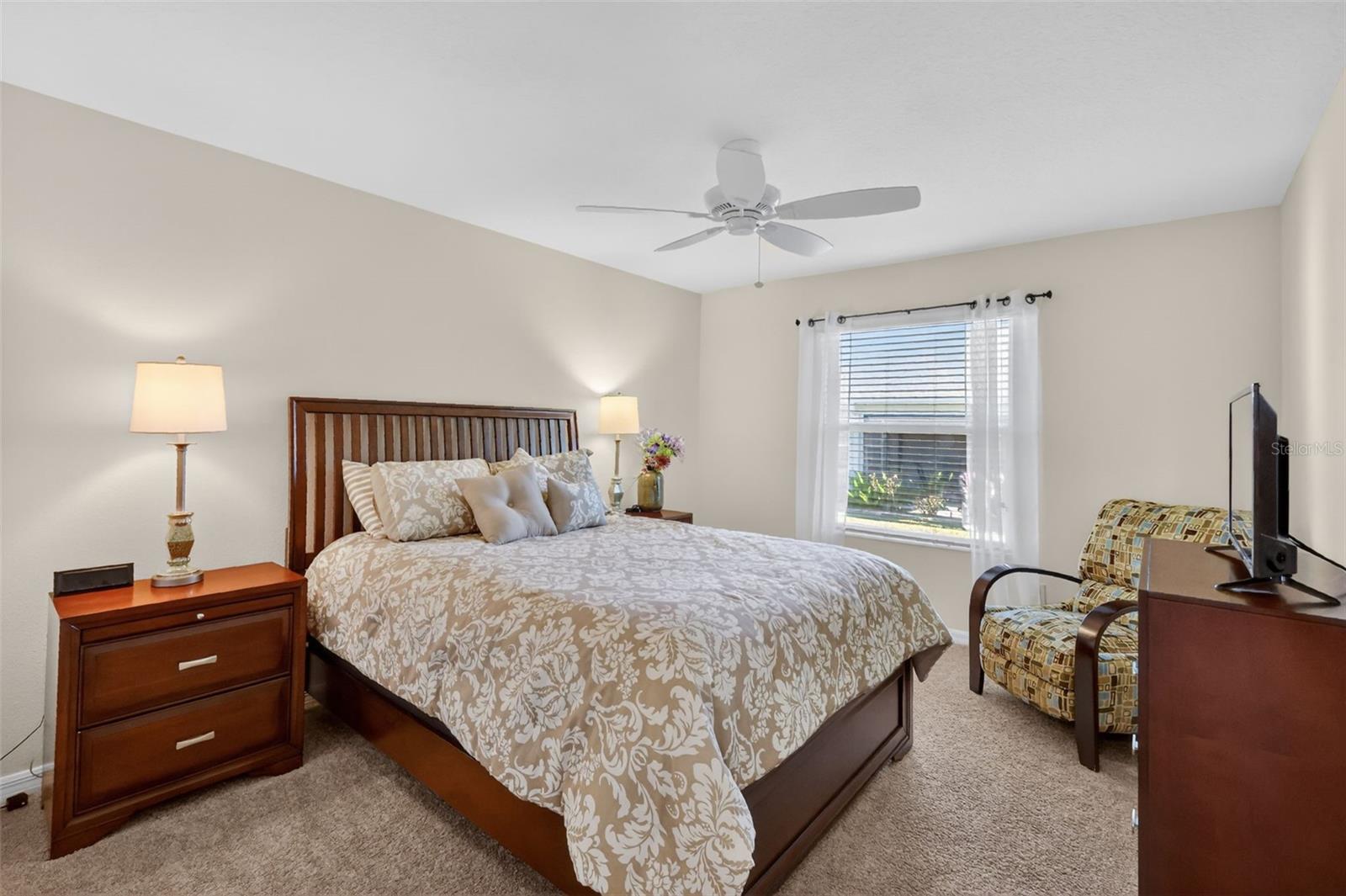 Image 19 of 32 For 858 Wiechens Way