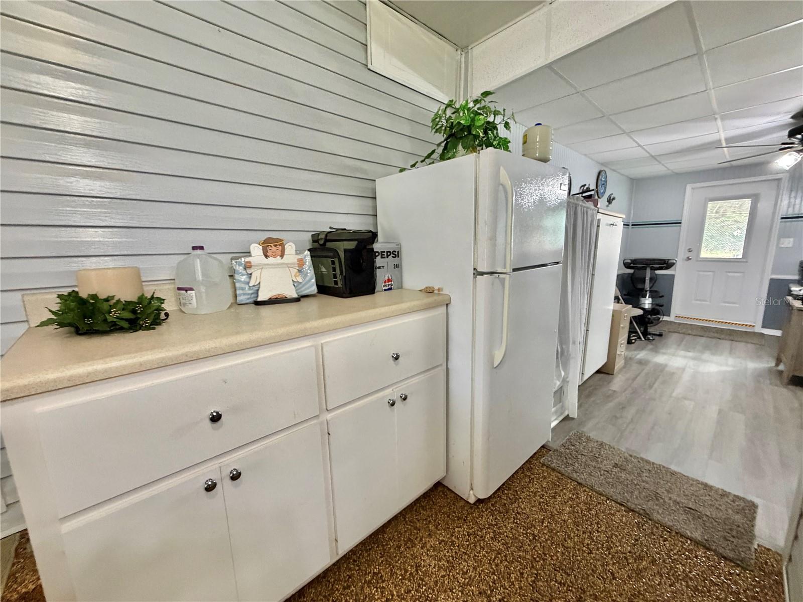 Image 56 of 74 For 209 Hawthorne Boulevard