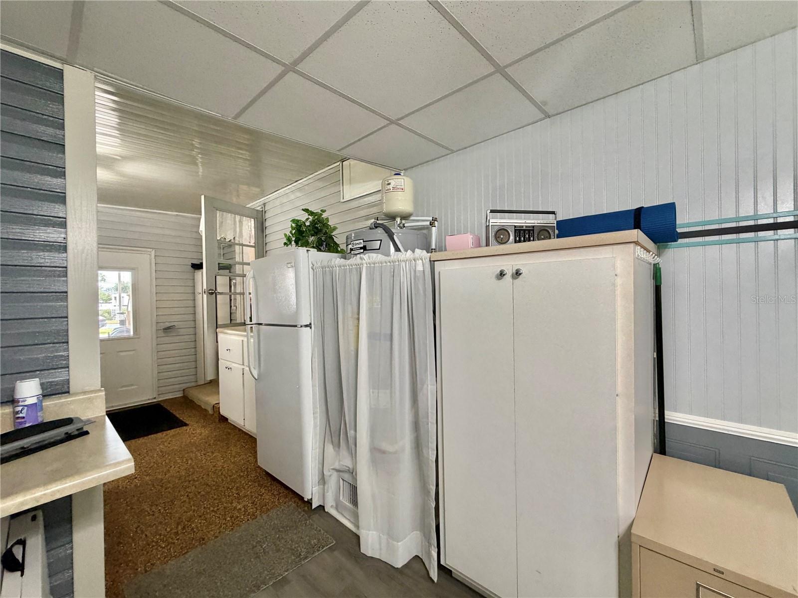 Image 57 of 74 For 209 Hawthorne Boulevard