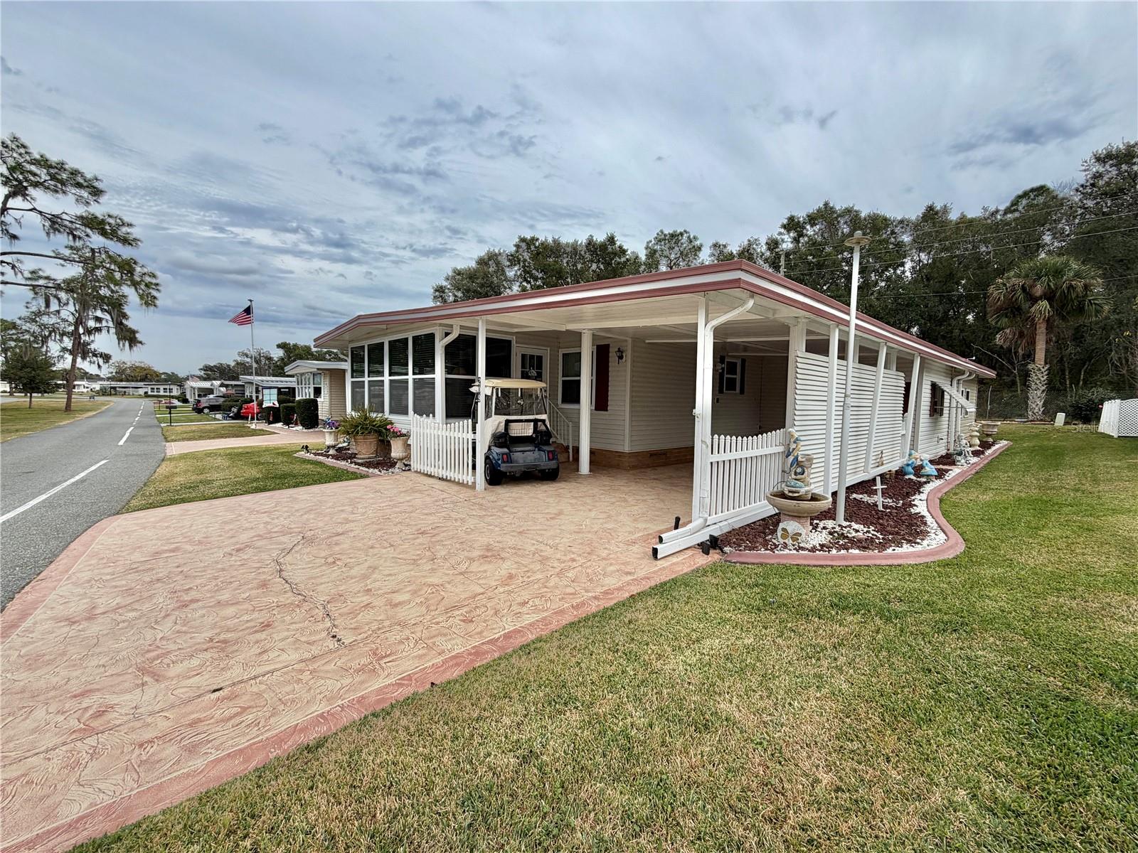 Image 73 of 74 For 209 Hawthorne Boulevard