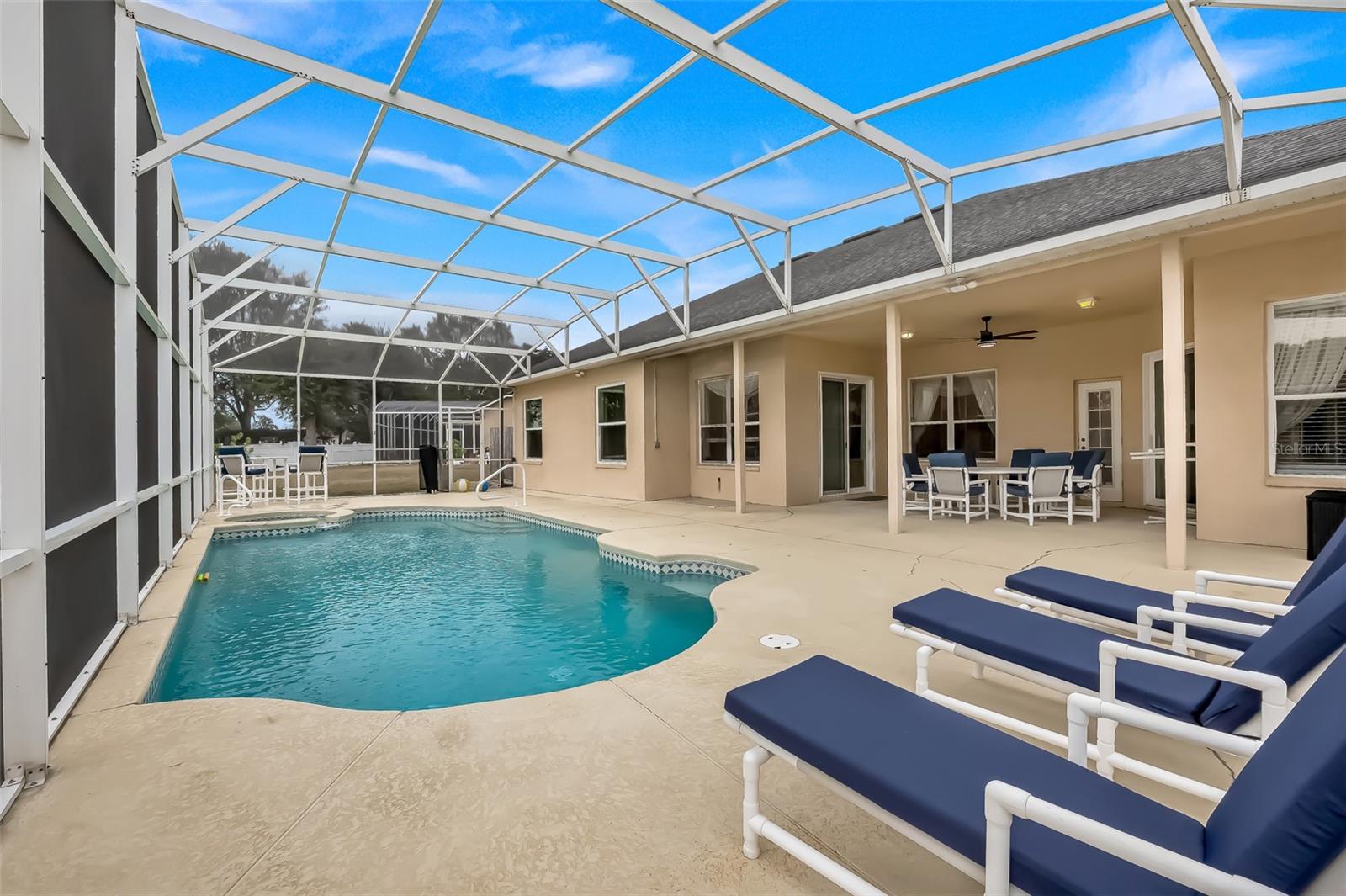 Image 41 of 47 For 458 Bloomingdale Drive