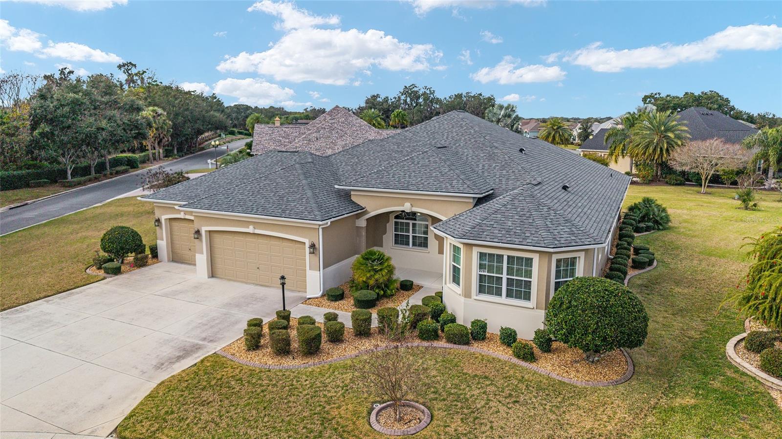 Image 14 of 76 For 2237 Baypoint Way