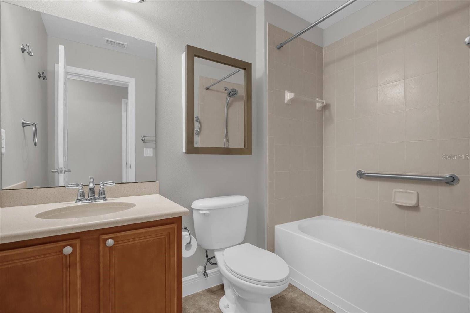 Image 15 of 30 For 22048 Belgian Court