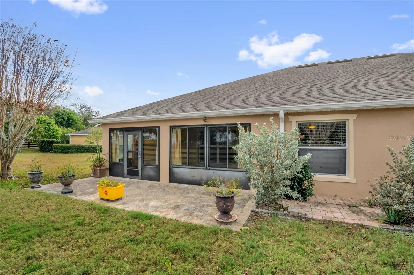 Image 25 of 30 For 22048 Belgian Court