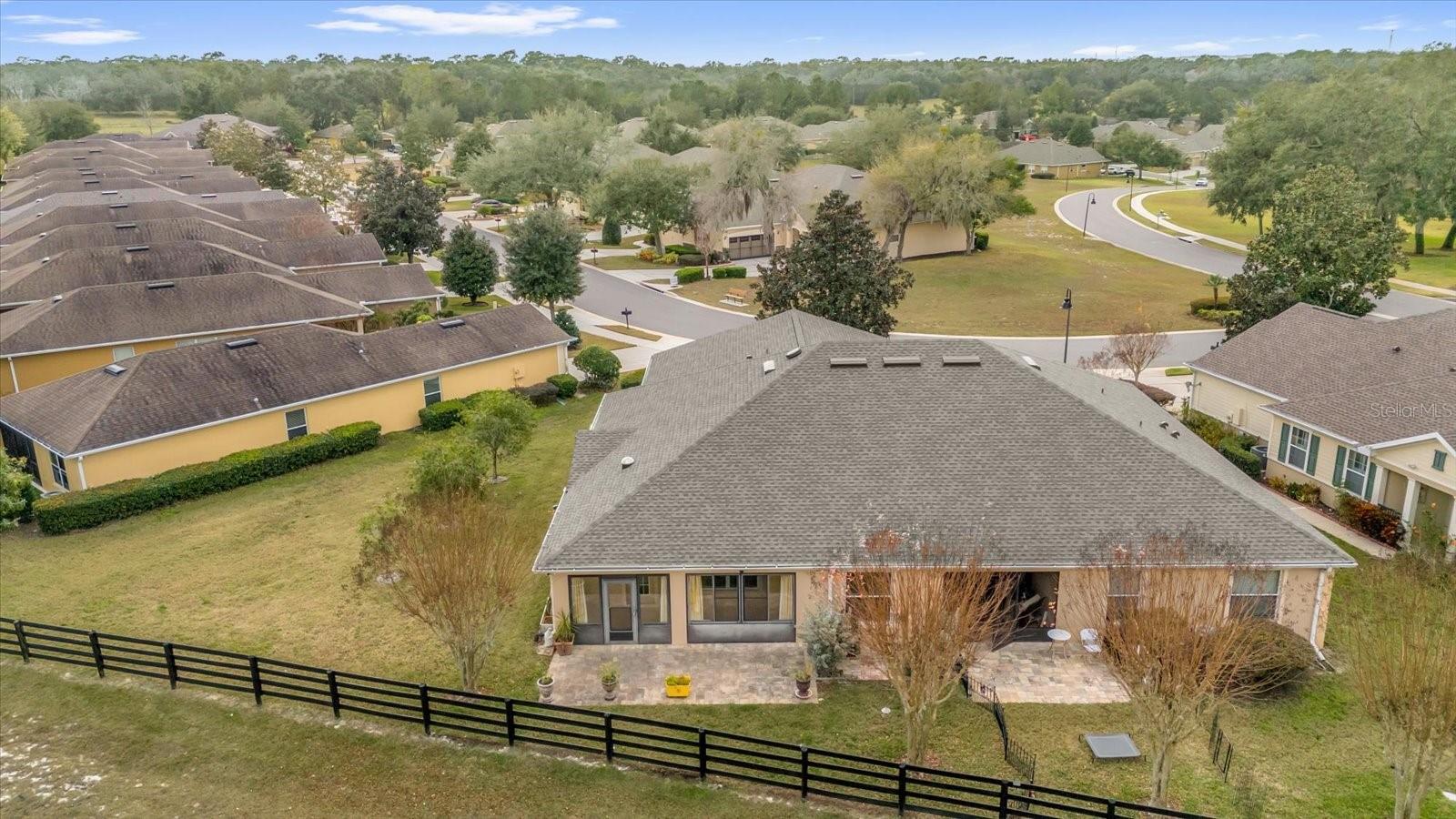 Image 26 of 30 For 22048 Belgian Court