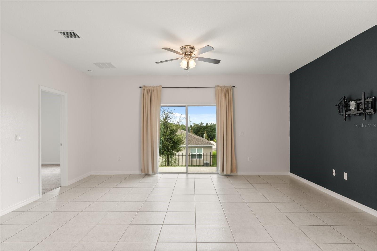 Image 14 of 36 For 8954 Crowned Eagle Drive