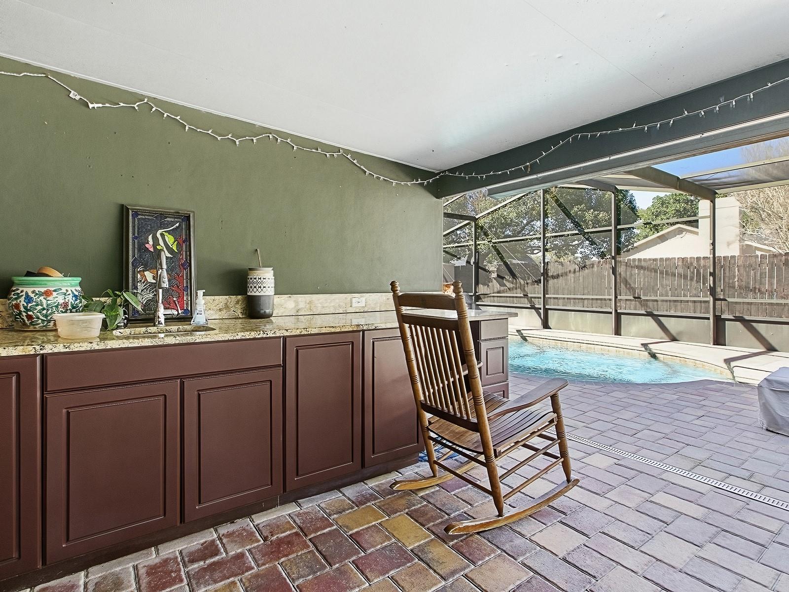 Image 35 of 60 For 5329 Twin Palms Road