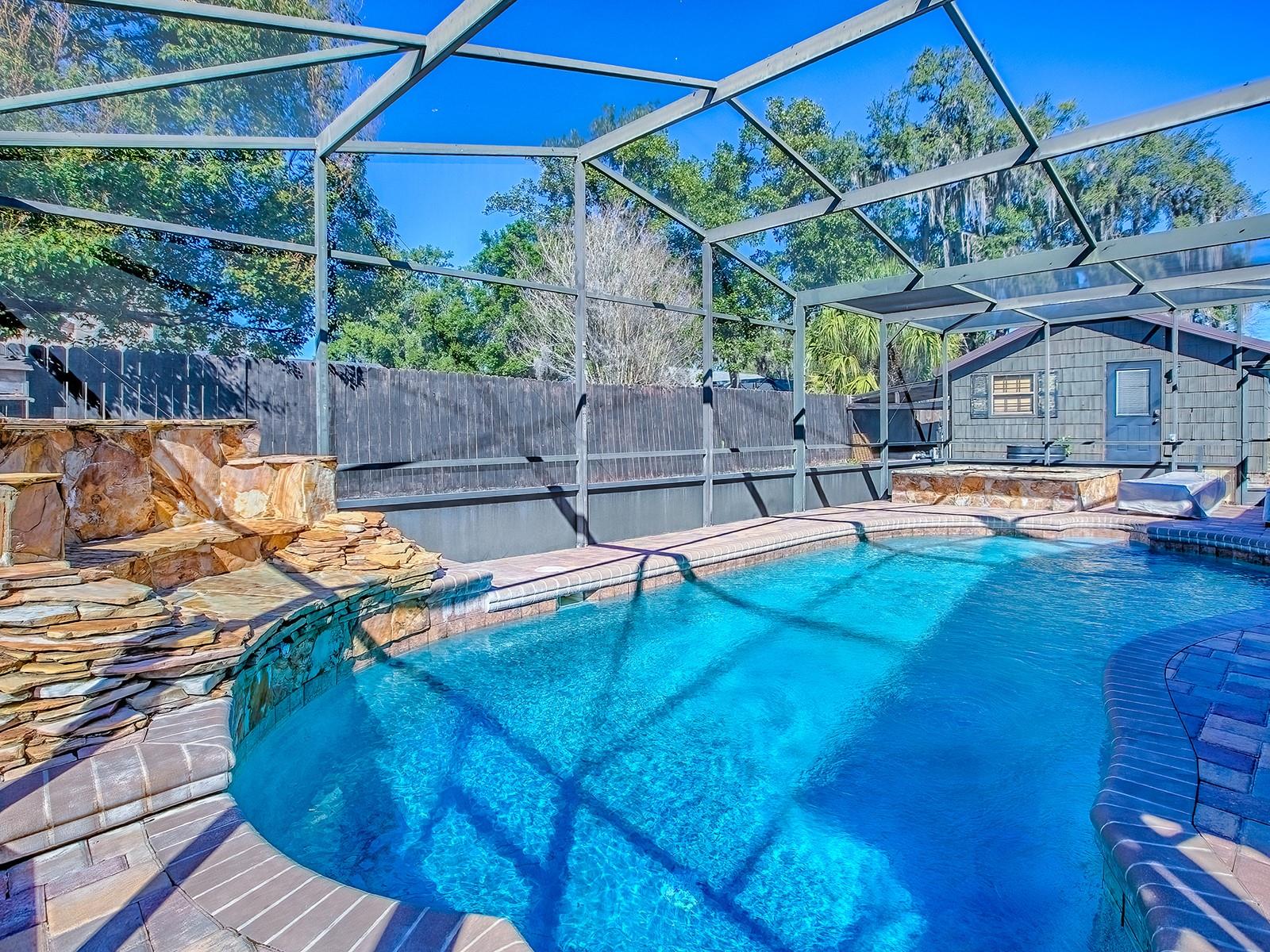 Image 37 of 60 For 5329 Twin Palms Road