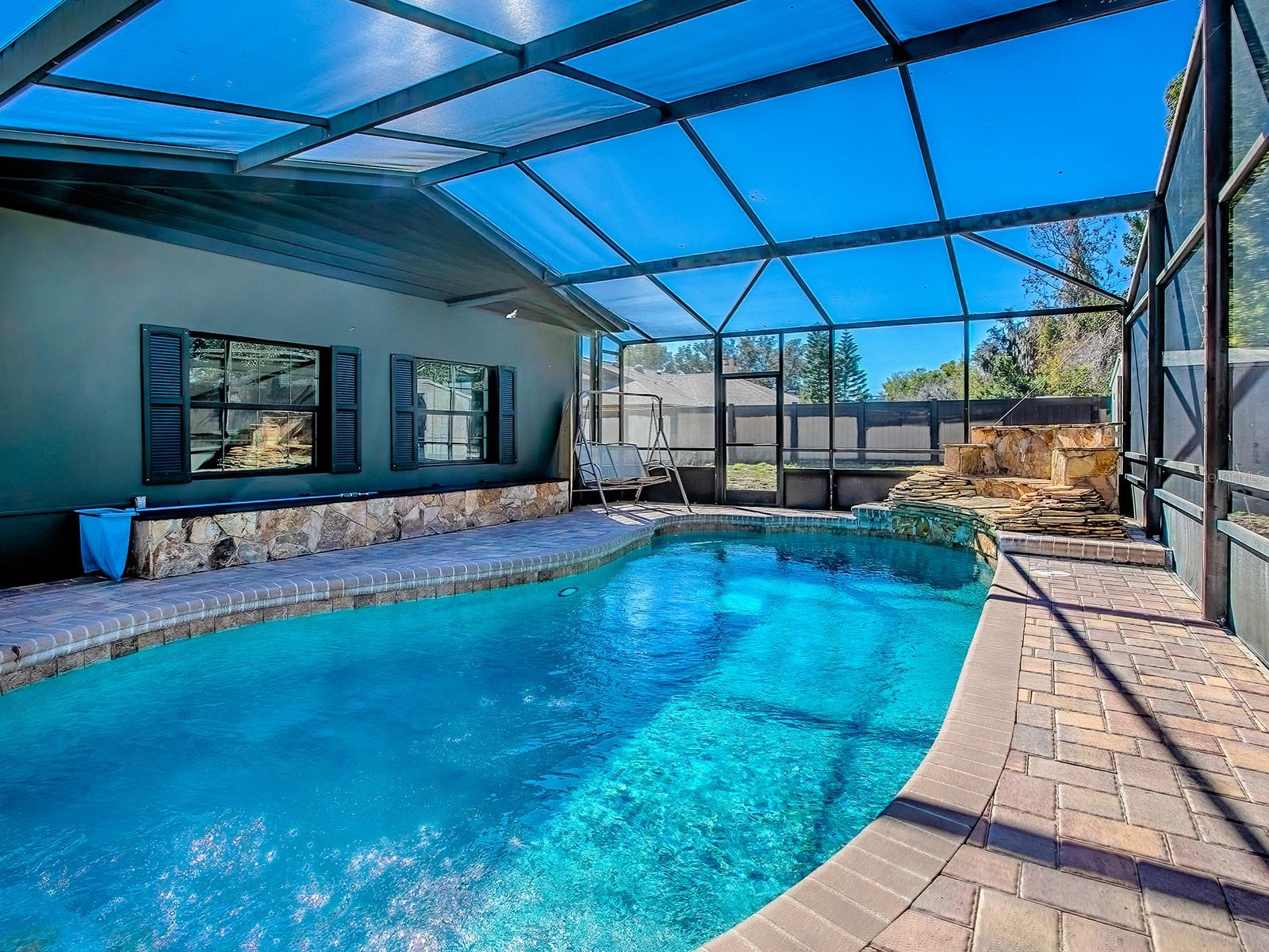 Image 38 of 60 For 5329 Twin Palms Road