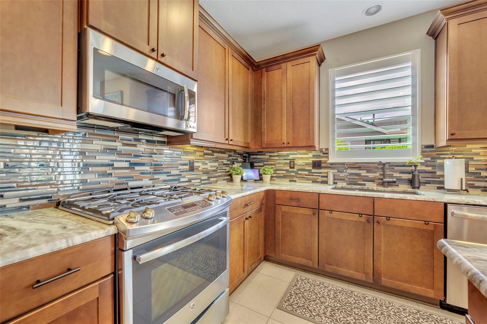 Image 11 of 47 For 115 Bayou Bend Road