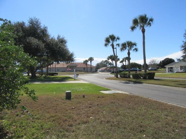 Image 26 of 35 For 17965 102nd Terrace