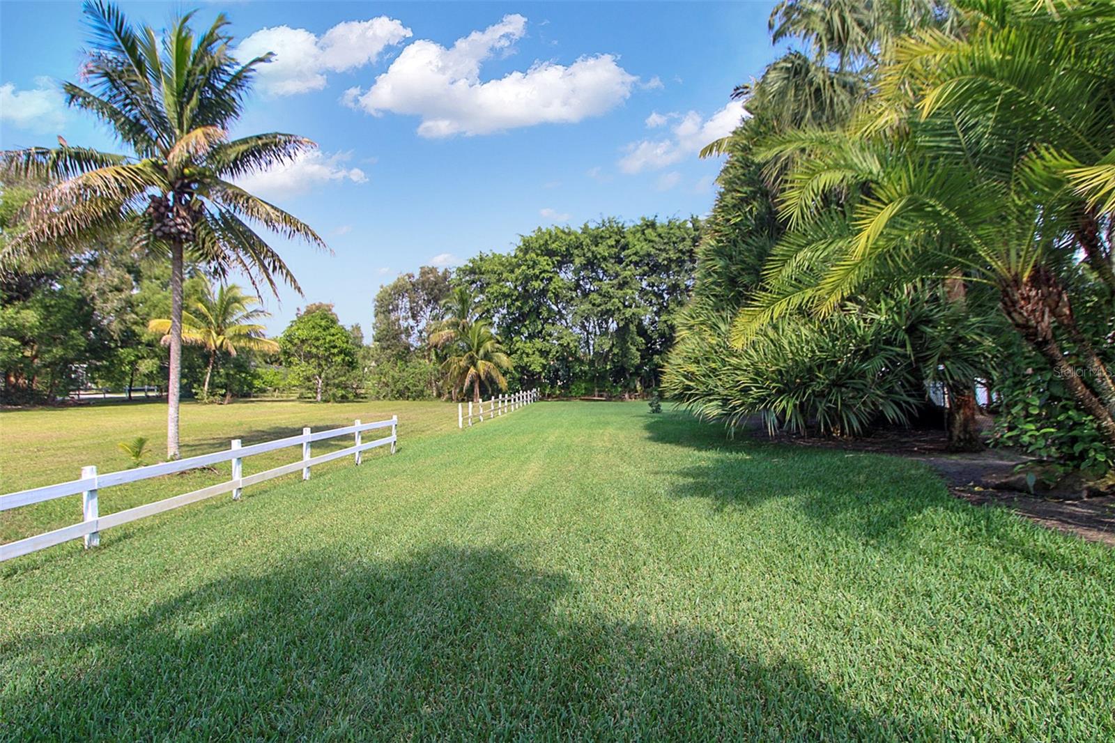 Image 33 of 36 For 14481 20th Street