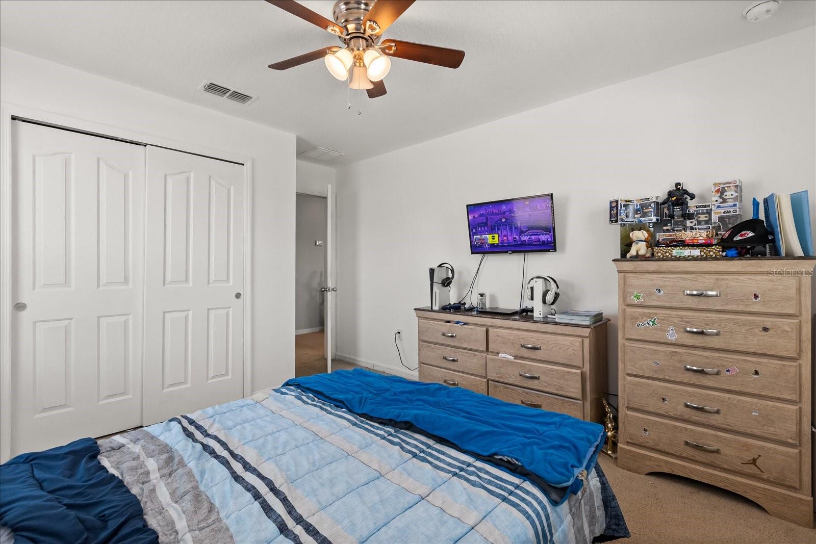 Image 20 of 27 For 4869 Grassendale Terrace