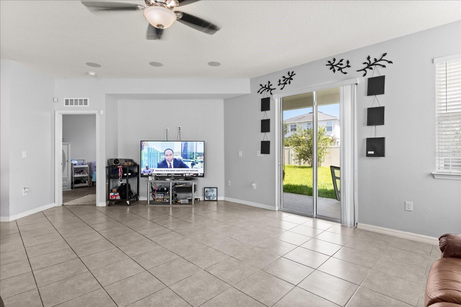 Image 6 of 27 For 4869 Grassendale Terrace