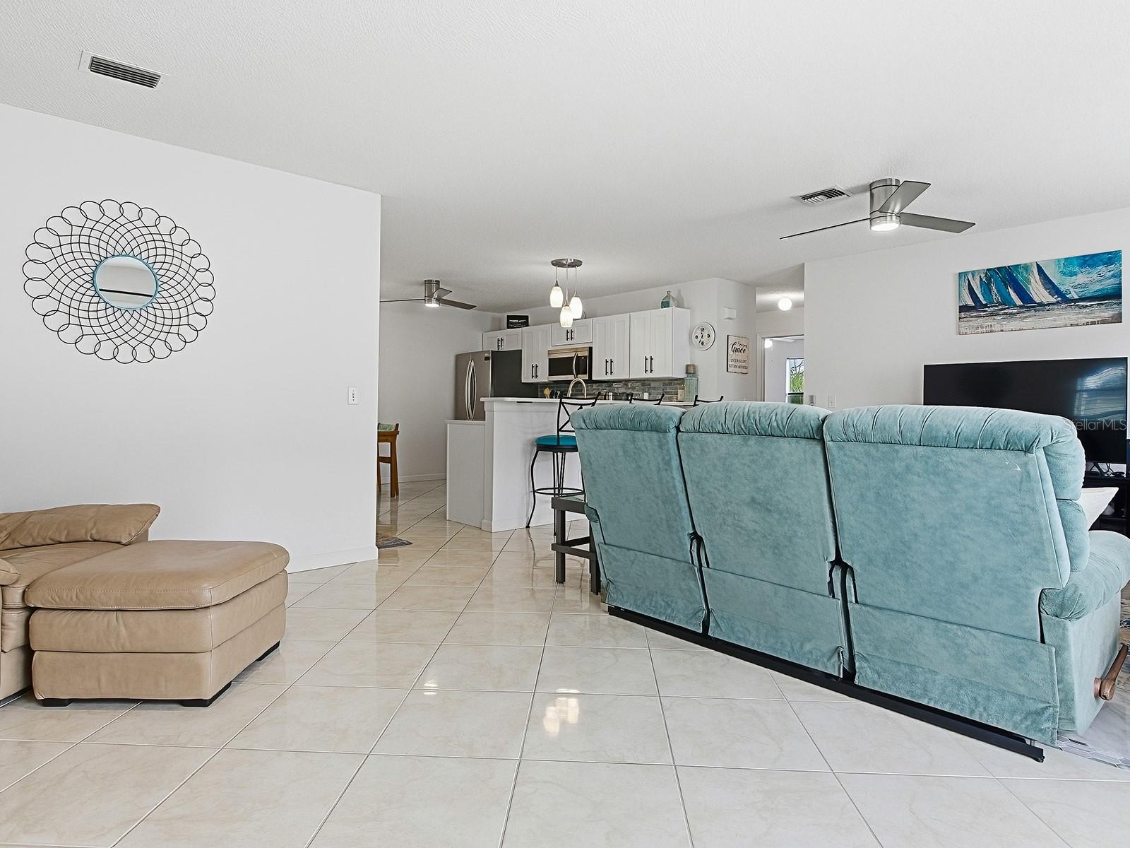 Image 15 of 41 For 221 Montoya Drive