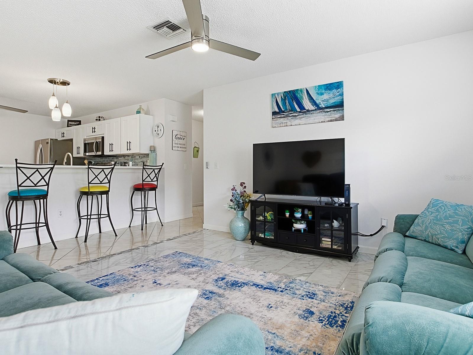 Image 16 of 41 For 221 Montoya Drive