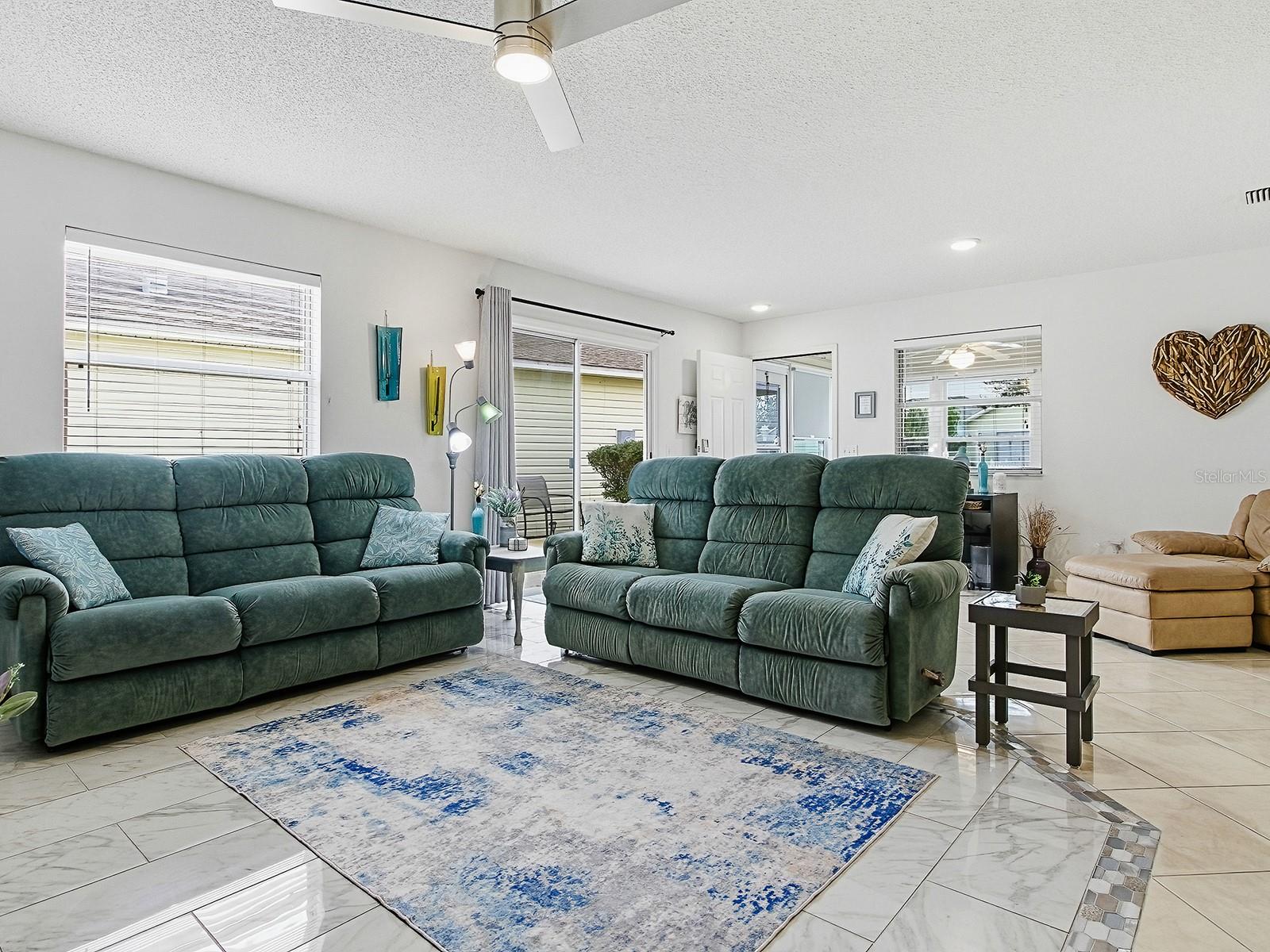 Image 18 of 41 For 221 Montoya Drive