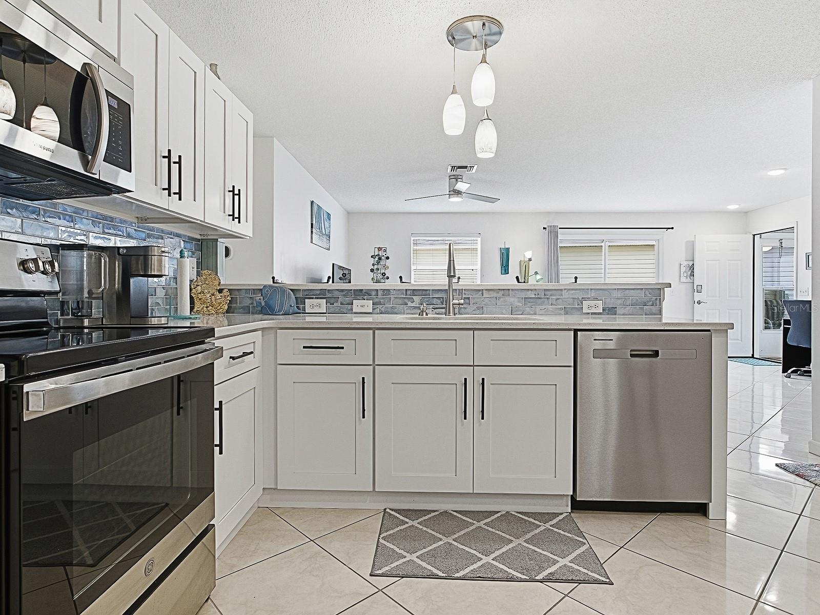 Image 24 of 41 For 221 Montoya Drive