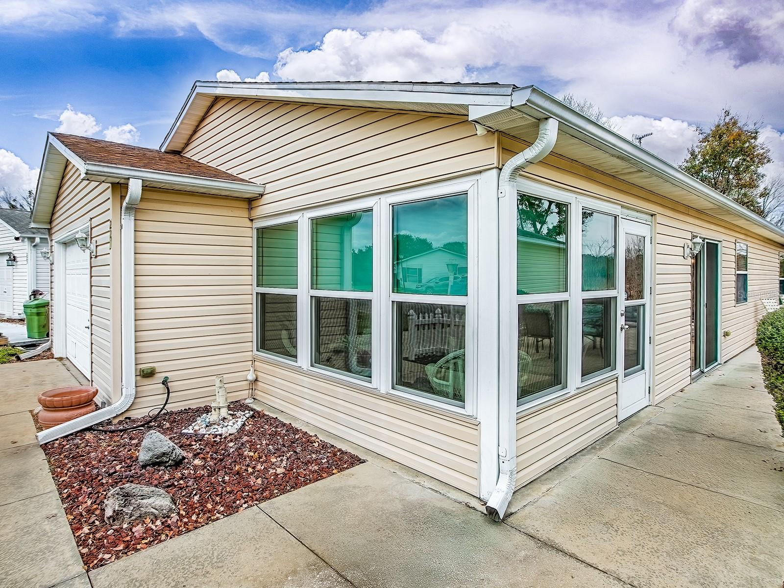 Image 9 of 41 For 221 Montoya Drive