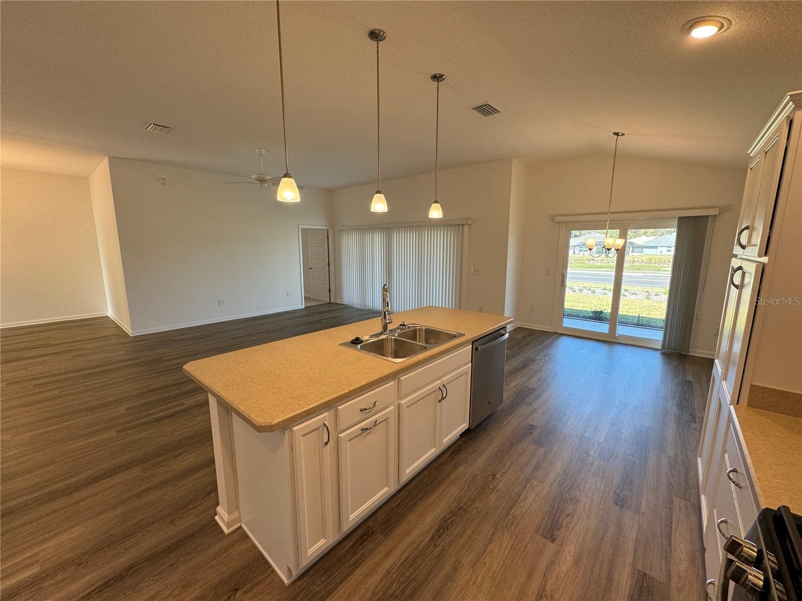 Image 6 of 19 For 7267 Cornwall Way