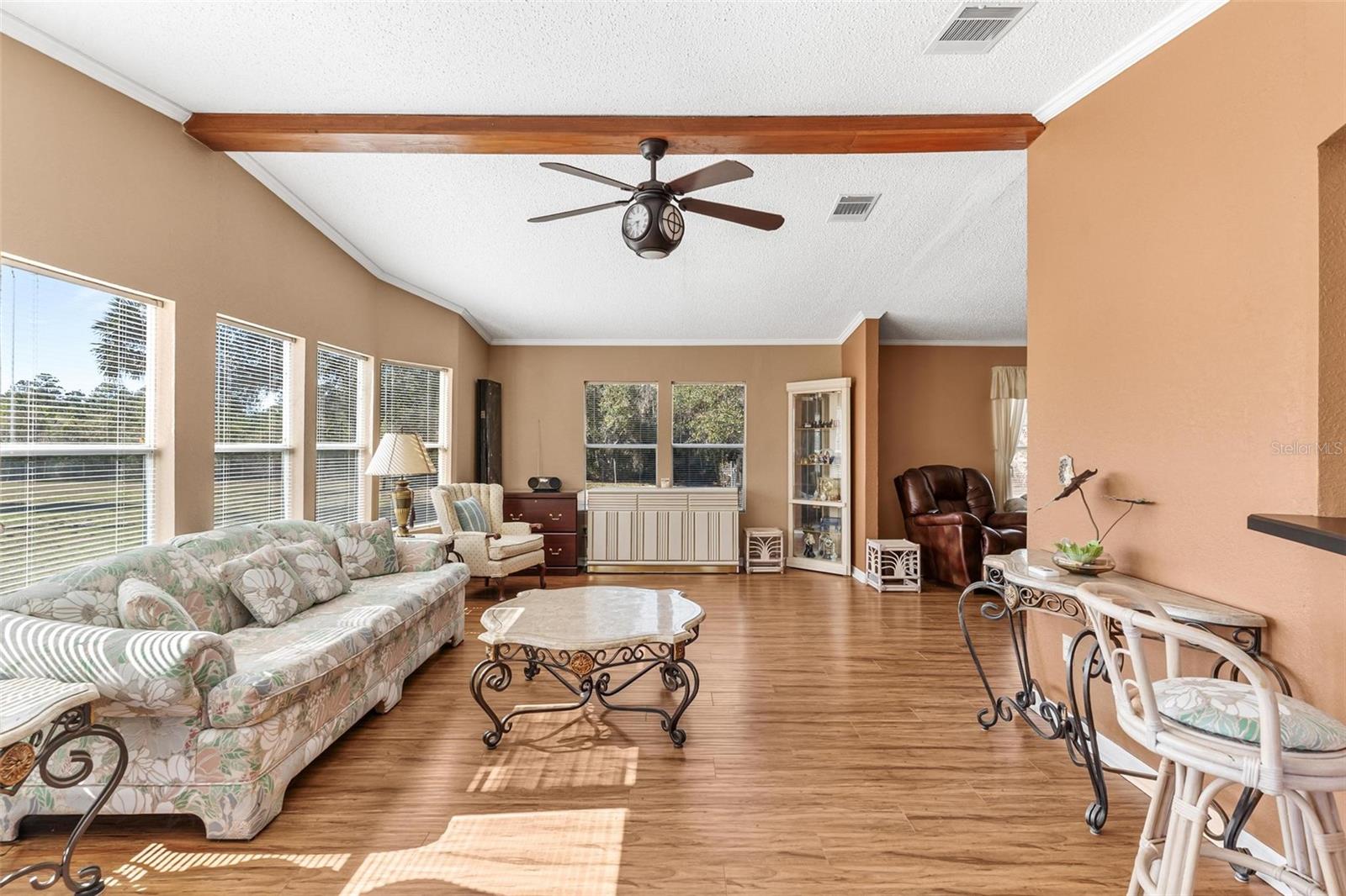 Image 11 of 79 For 233 Azalea Lane