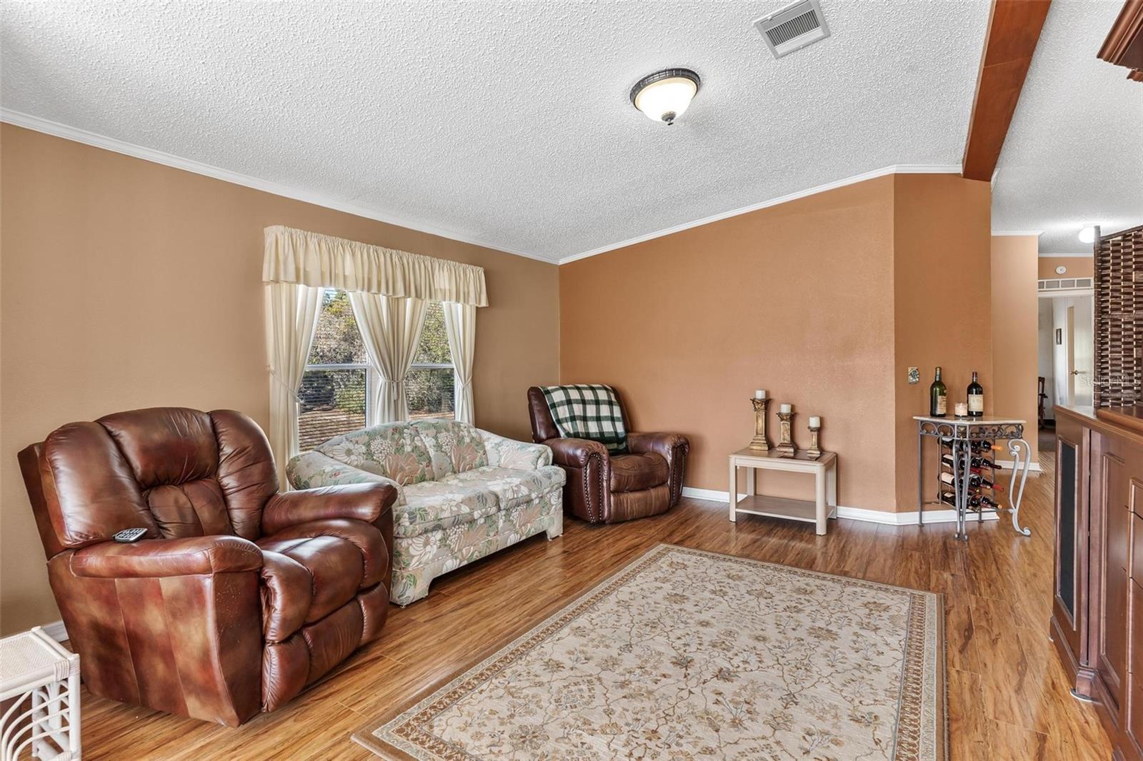 Image 17 of 79 For 233 Azalea Lane