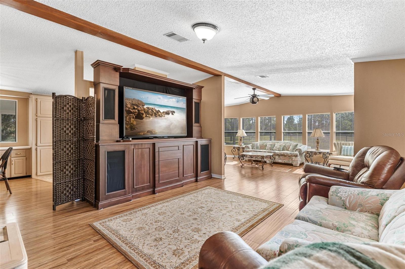 Image 19 of 79 For 233 Azalea Lane