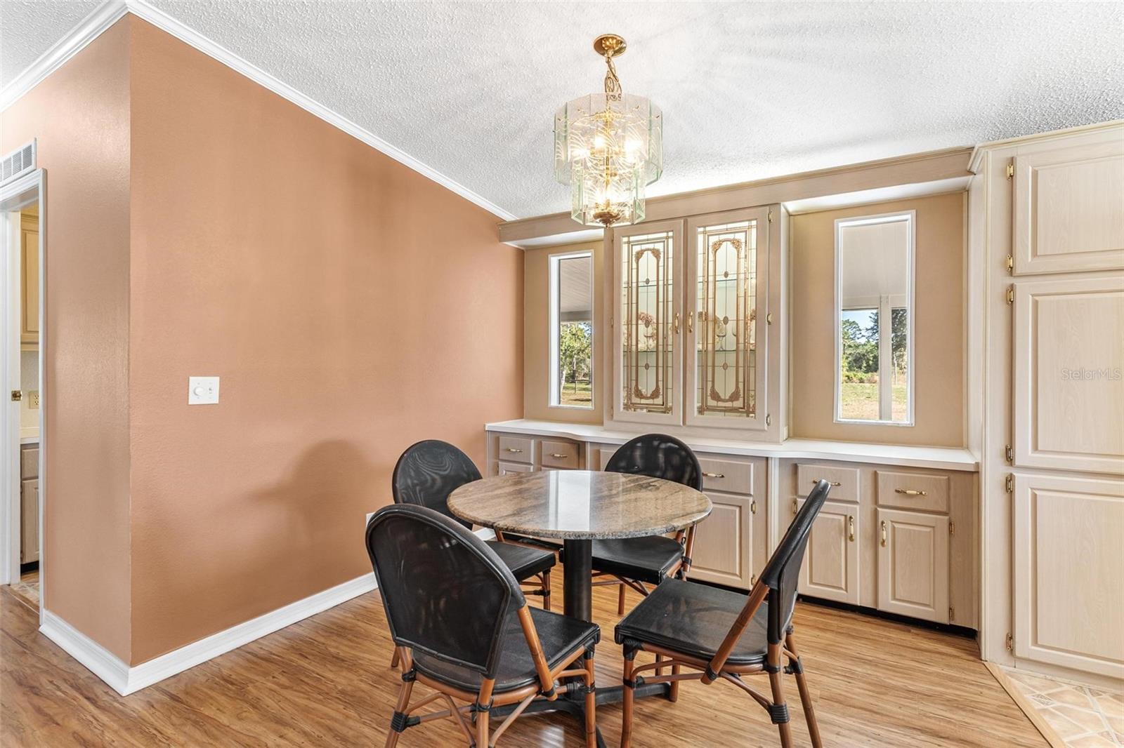 Image 21 of 79 For 233 Azalea Lane