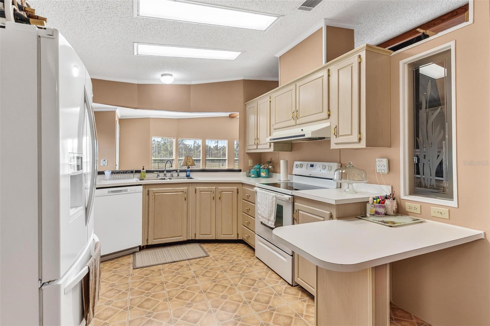 Image 25 of 79 For 233 Azalea Lane