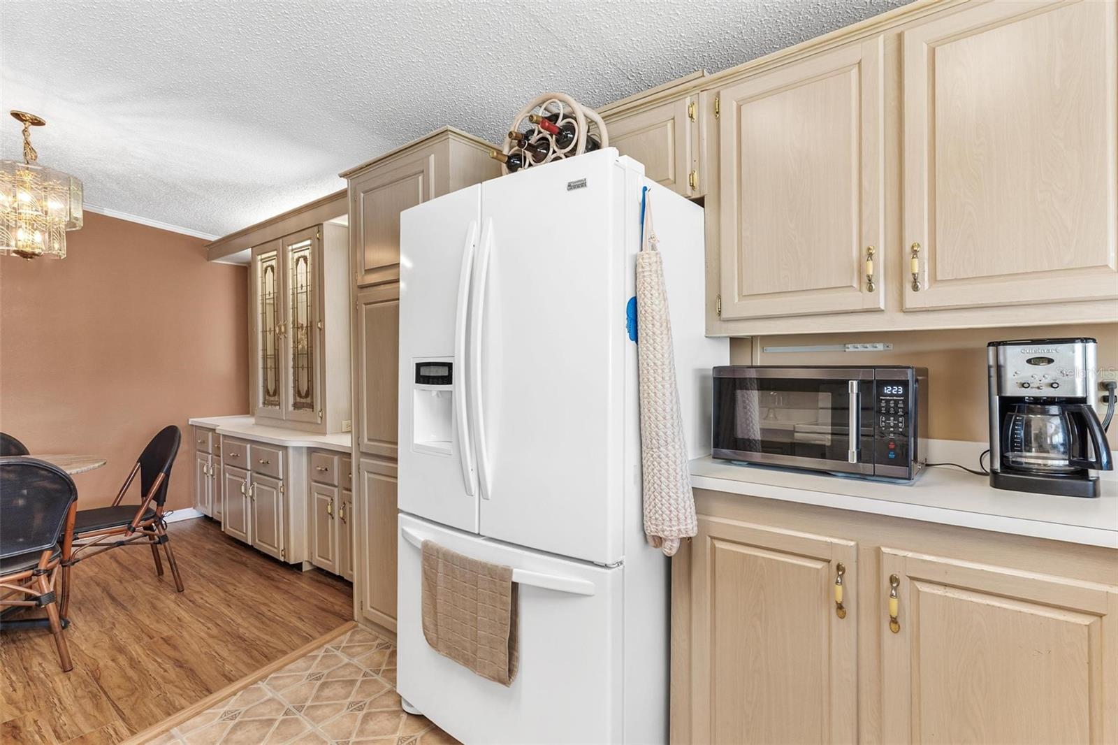 Image 26 of 79 For 233 Azalea Lane