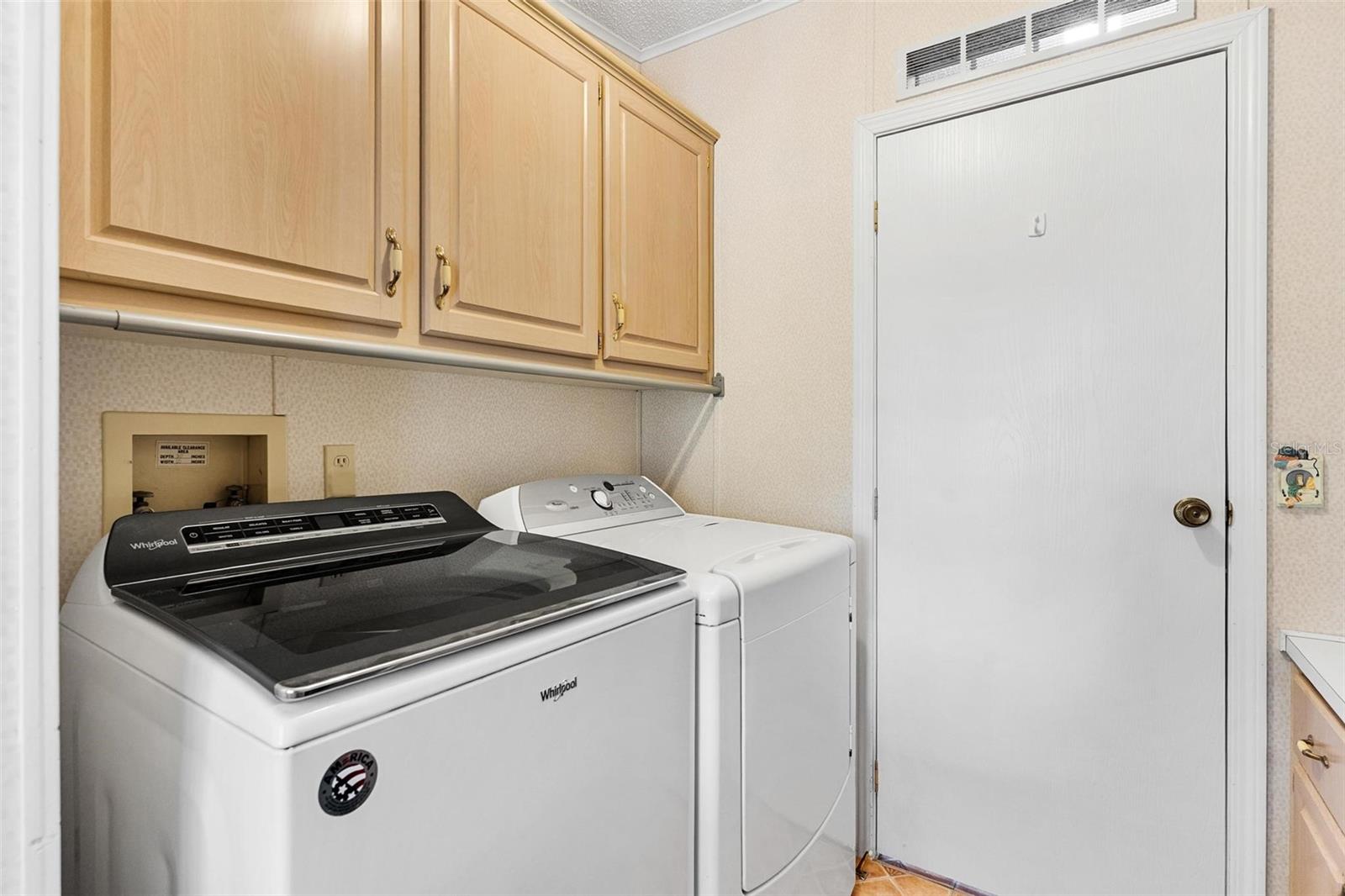 Image 40 of 79 For 233 Azalea Lane