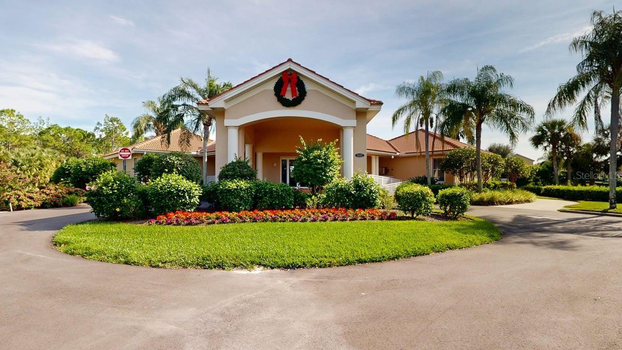 Image 20 of 100 For 285 Spider Lily Lane