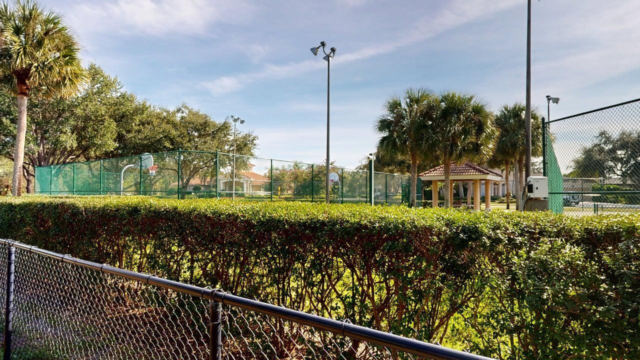 Image 28 of 100 For 285 Spider Lily Lane