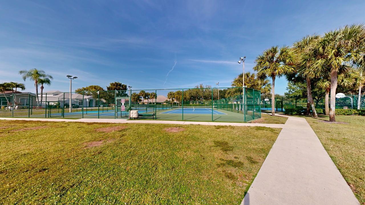 Image 42 of 100 For 285 Spider Lily Lane