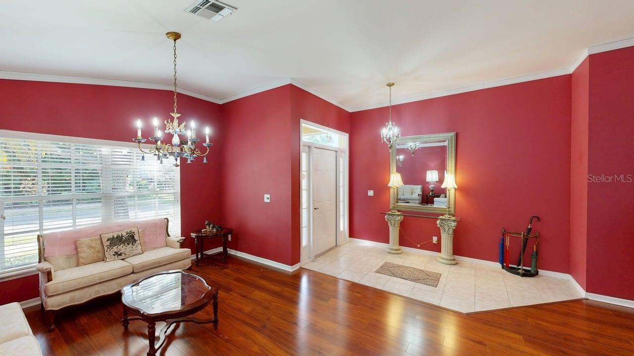 Image 47 of 100 For 285 Spider Lily Lane