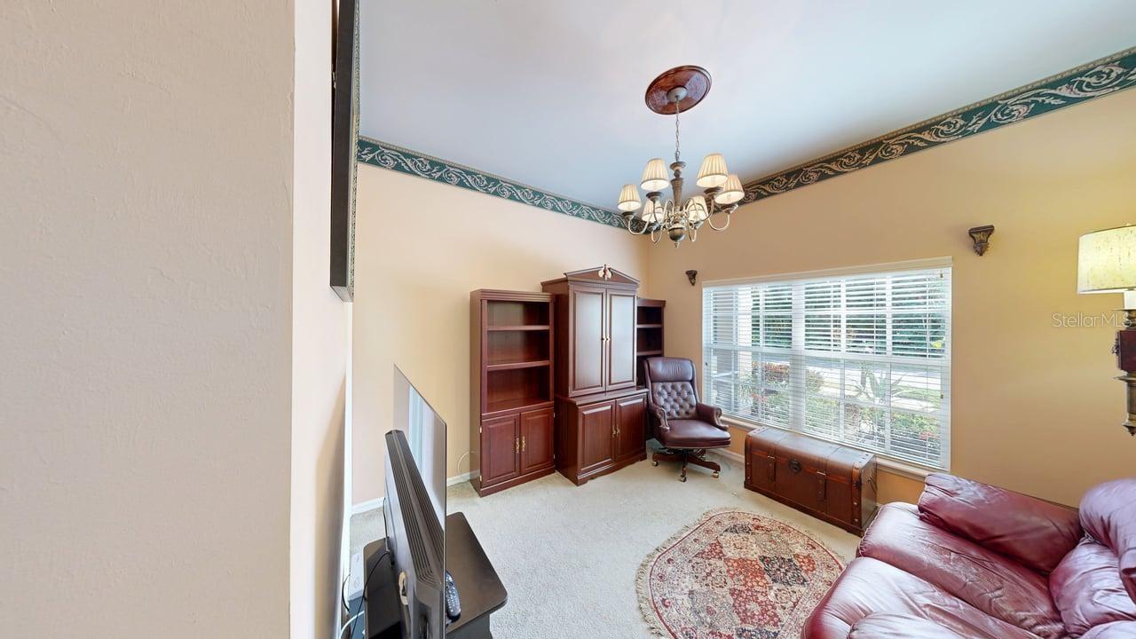 Image 61 of 100 For 285 Spider Lily Lane