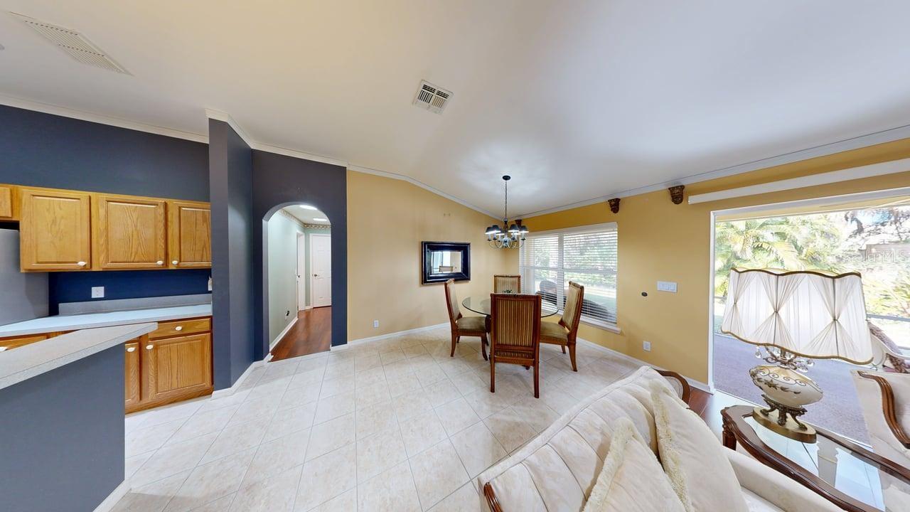 Image 80 of 100 For 285 Spider Lily Lane