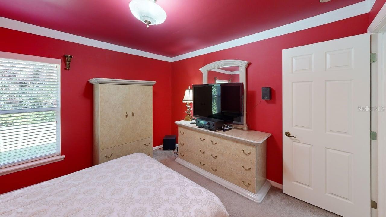 Image 85 of 100 For 285 Spider Lily Lane