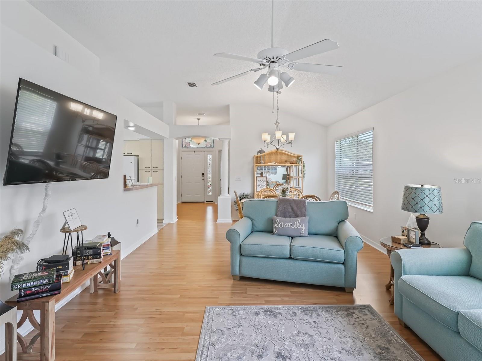 Image 22 of 46 For 1405 Schwartz Boulevard