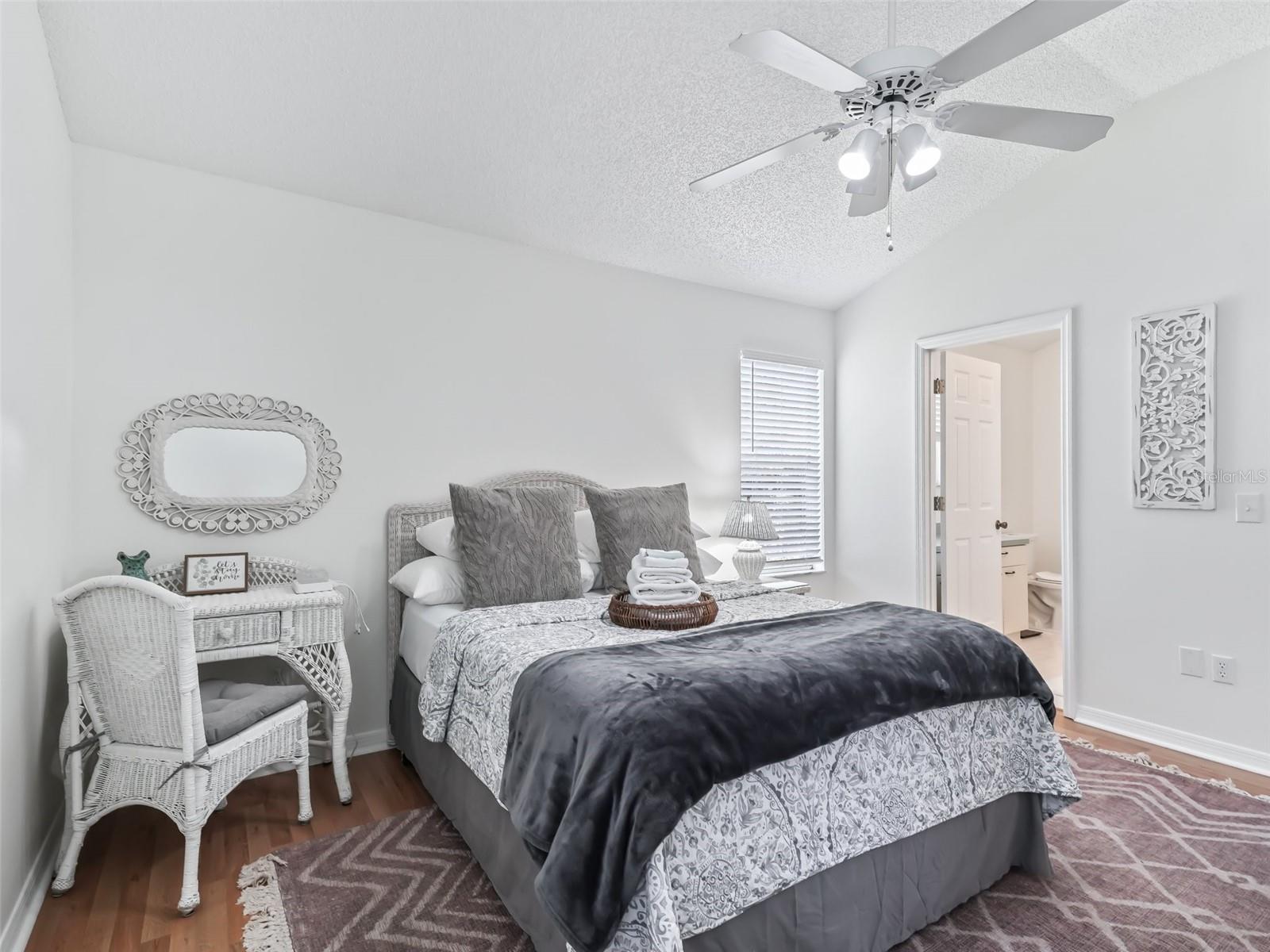 Image 31 of 46 For 1405 Schwartz Boulevard