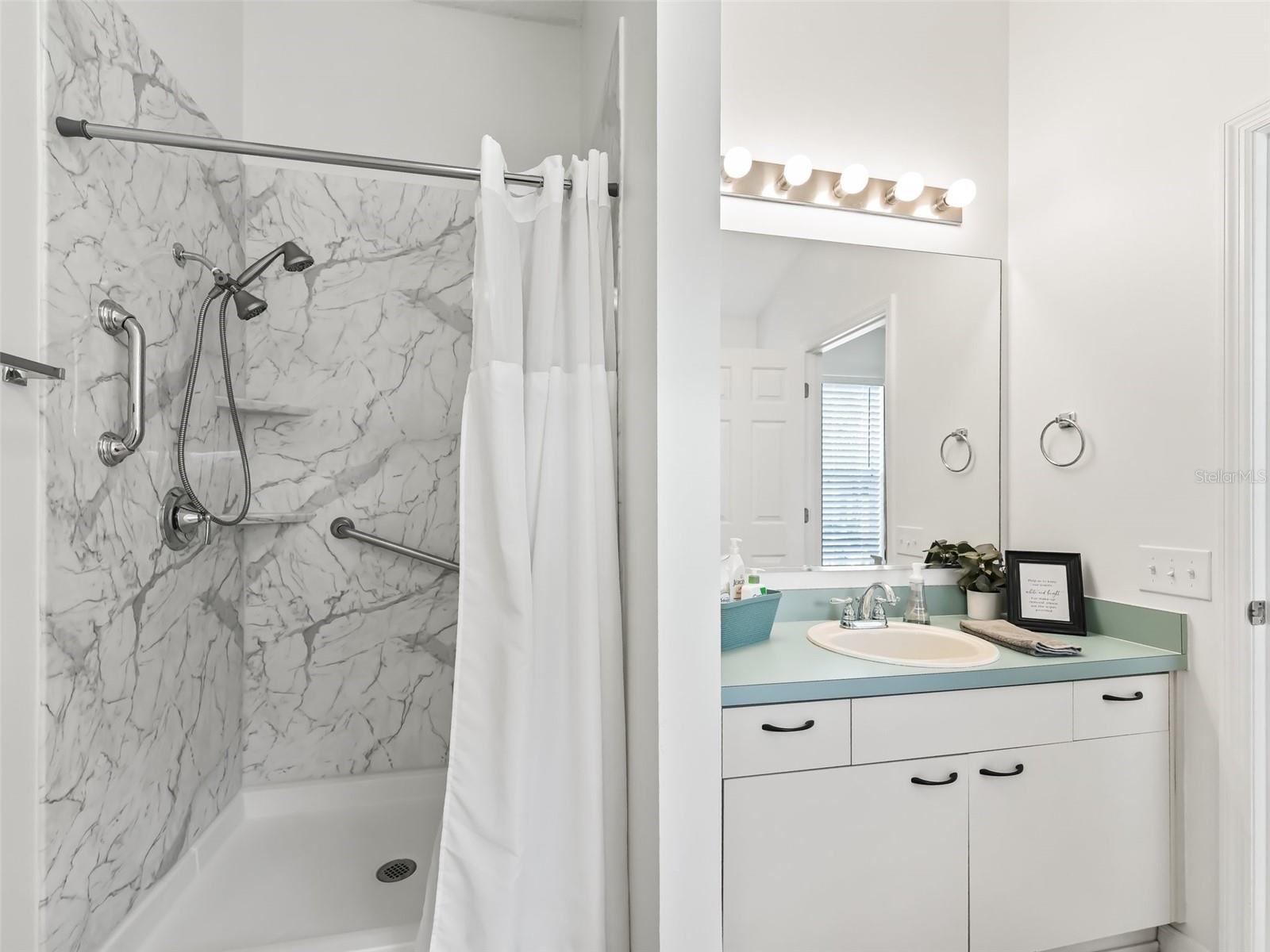 Image 33 of 46 For 1405 Schwartz Boulevard