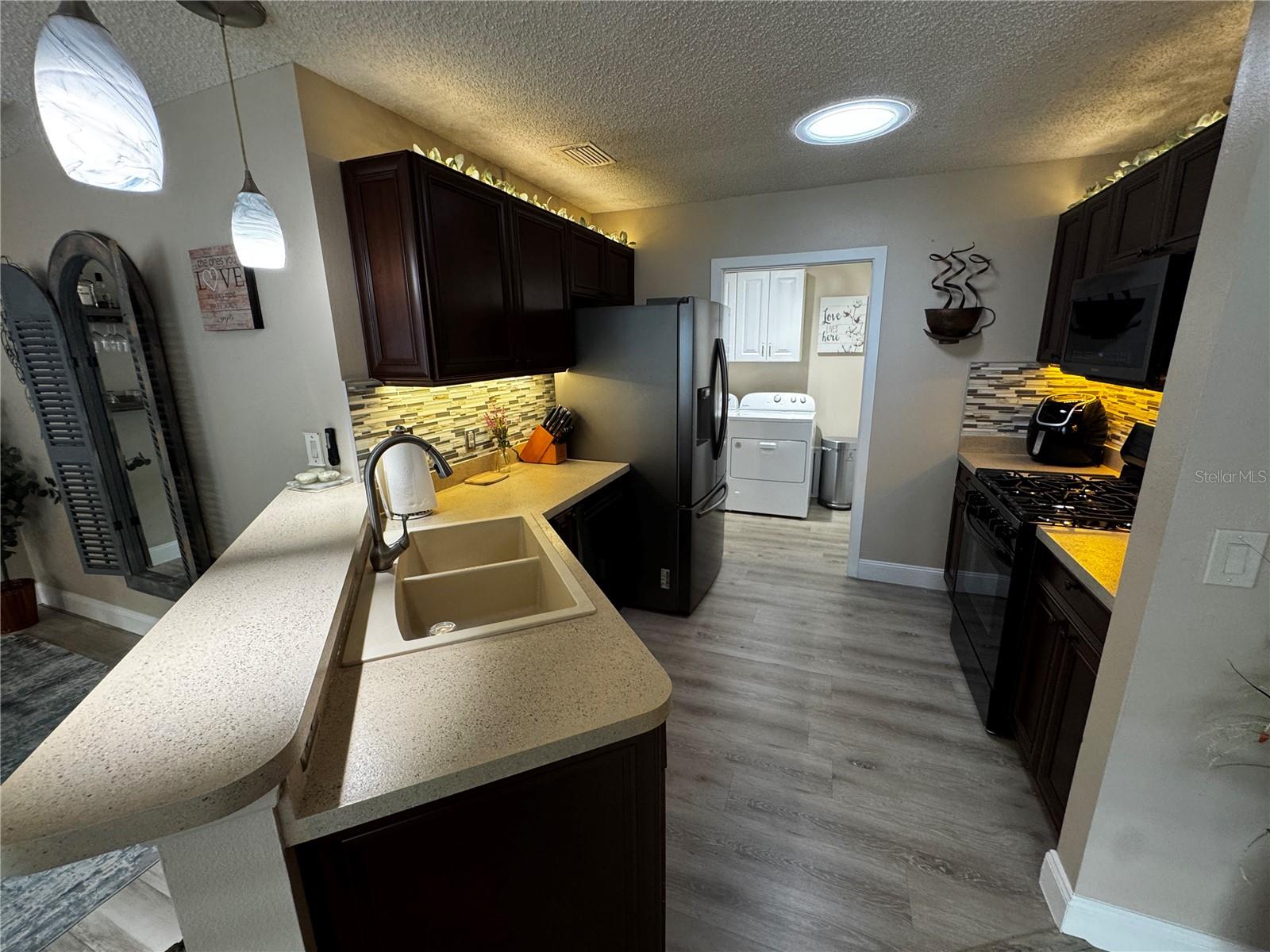 Image 6 of 17 For 9324 173rd Hyacinth Street