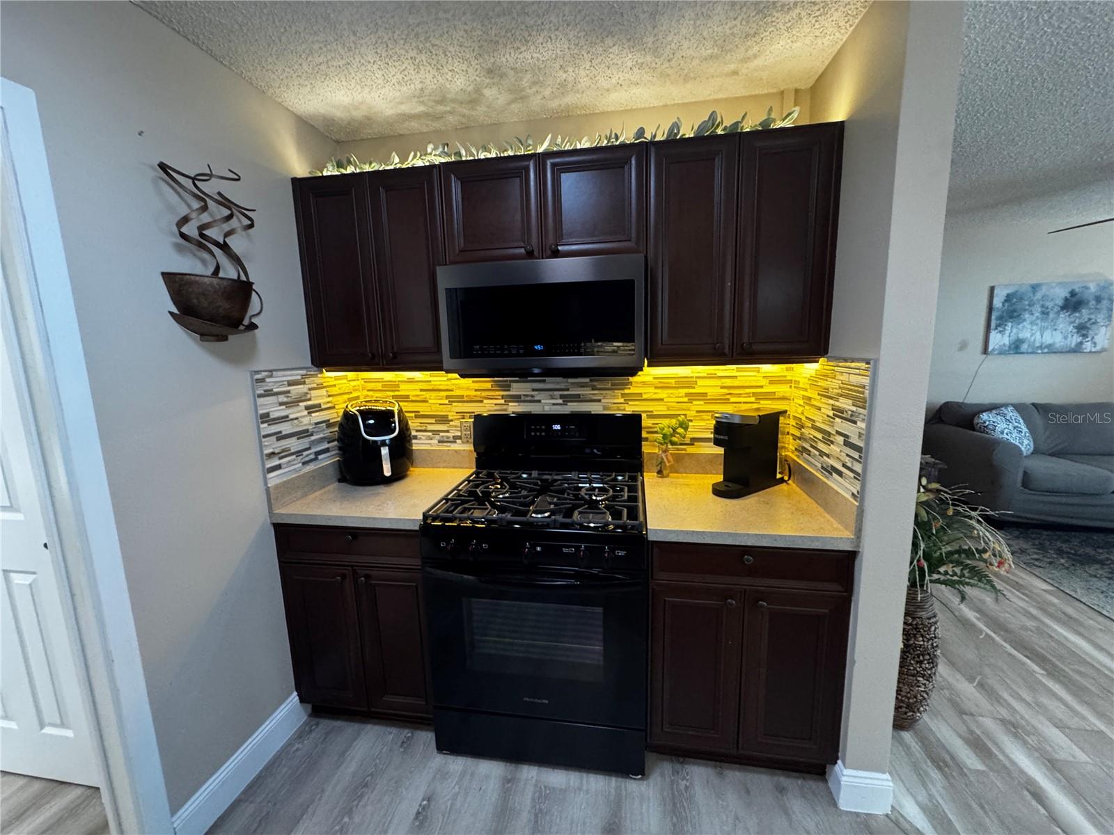 Image 8 of 17 For 9324 173rd Hyacinth Street