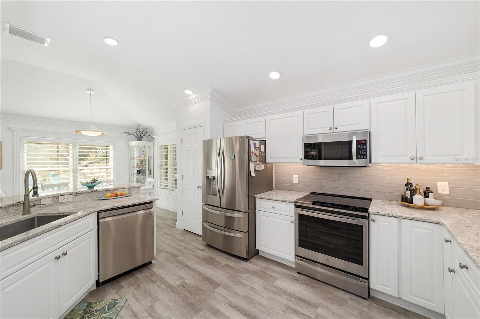 Image 25 of 81 For 16642 80th Bellavista Circle